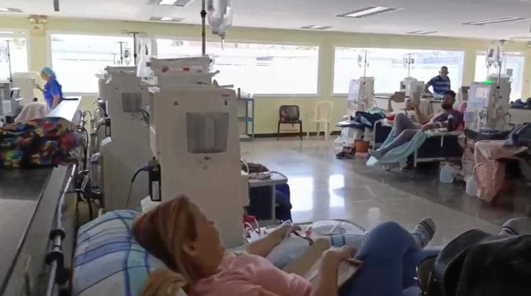 Lack of dialysis machines and air conditioners puts the lives of Venezuelan renal patients at risk in Barquisimeto