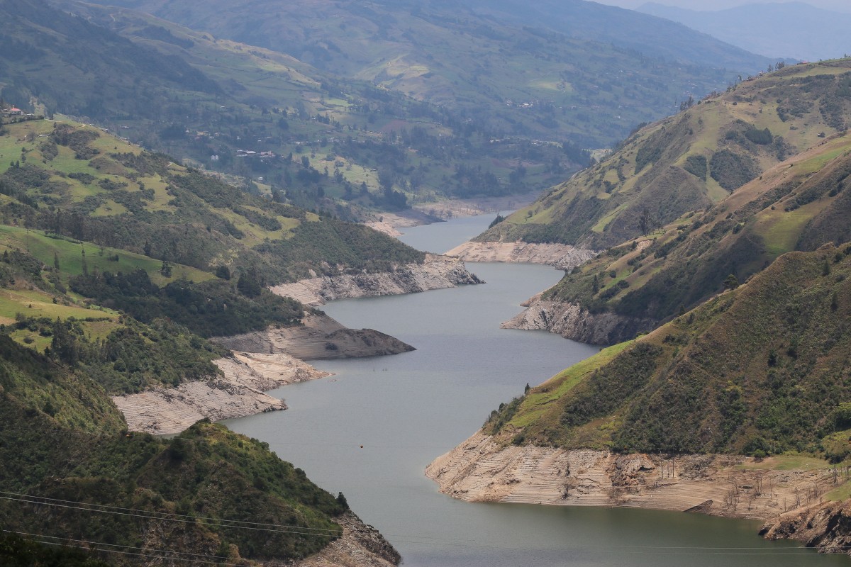 Ecuador quedará a oscuras por crisis eléctrica a causa de su peor sequía