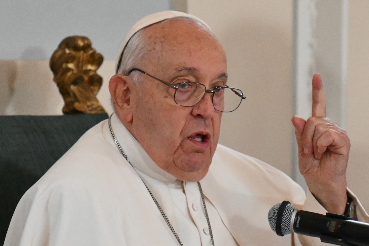 El papa Francisco pidió que los gastos militares se conviertan en inversiones para combatir el hambre