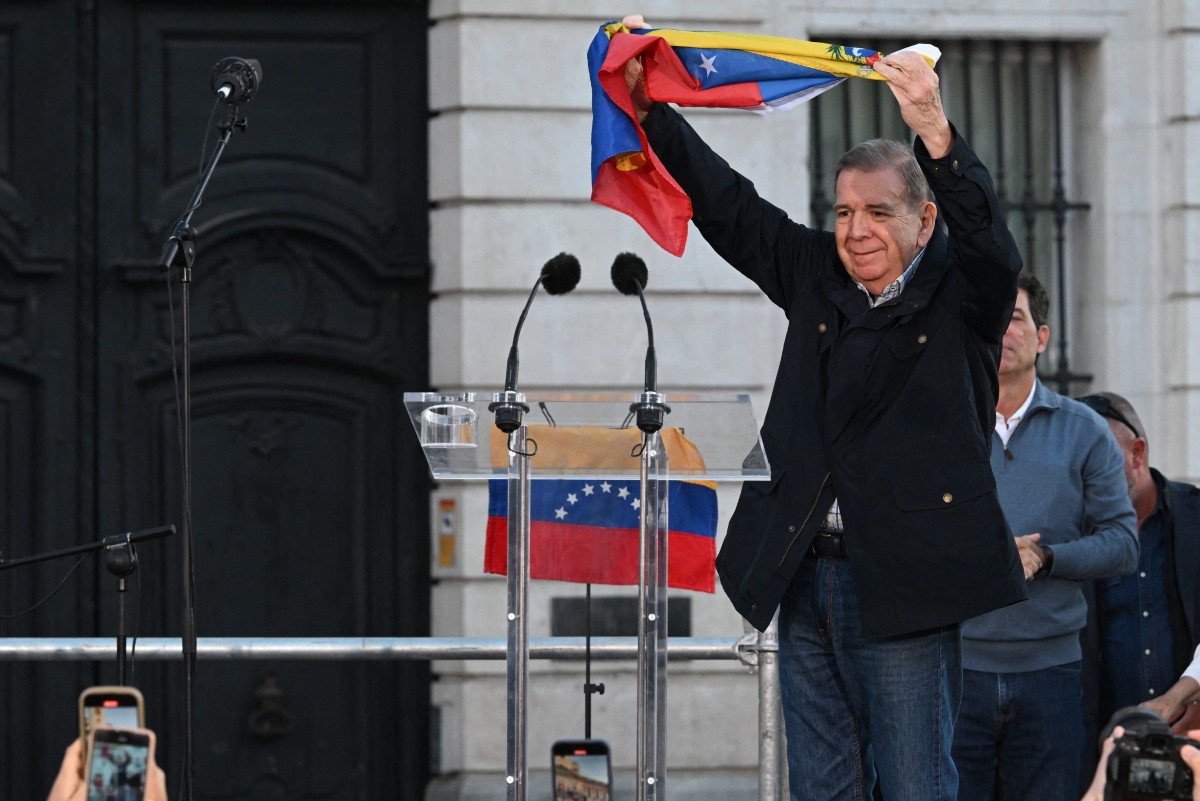 Edmundo González fue aclamado como presidente ante miles de venezolanos en Madrid