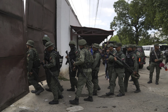 AP: La banda del Tren de Aragua nació en cárceles de Venezuela y ahora siembra miedo en EEUU