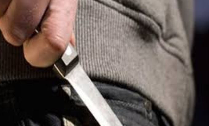 Dos alumnos heridos con un cuchillo por una compañera en República Checa