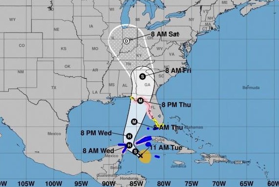 La recién formada tormenta Helene provocará lluvias “torrenciales” en el Caribe mexicano