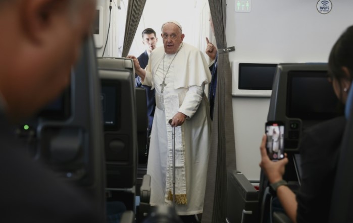 El papa Francisco viaja al corazón de una Europa secularizada y bajo el escándalo de los abusos