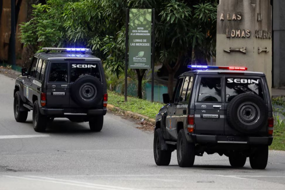 Fuerzas de seguridad de Maduro llevan más de 24 horas de asedio contra embajada de Argentina