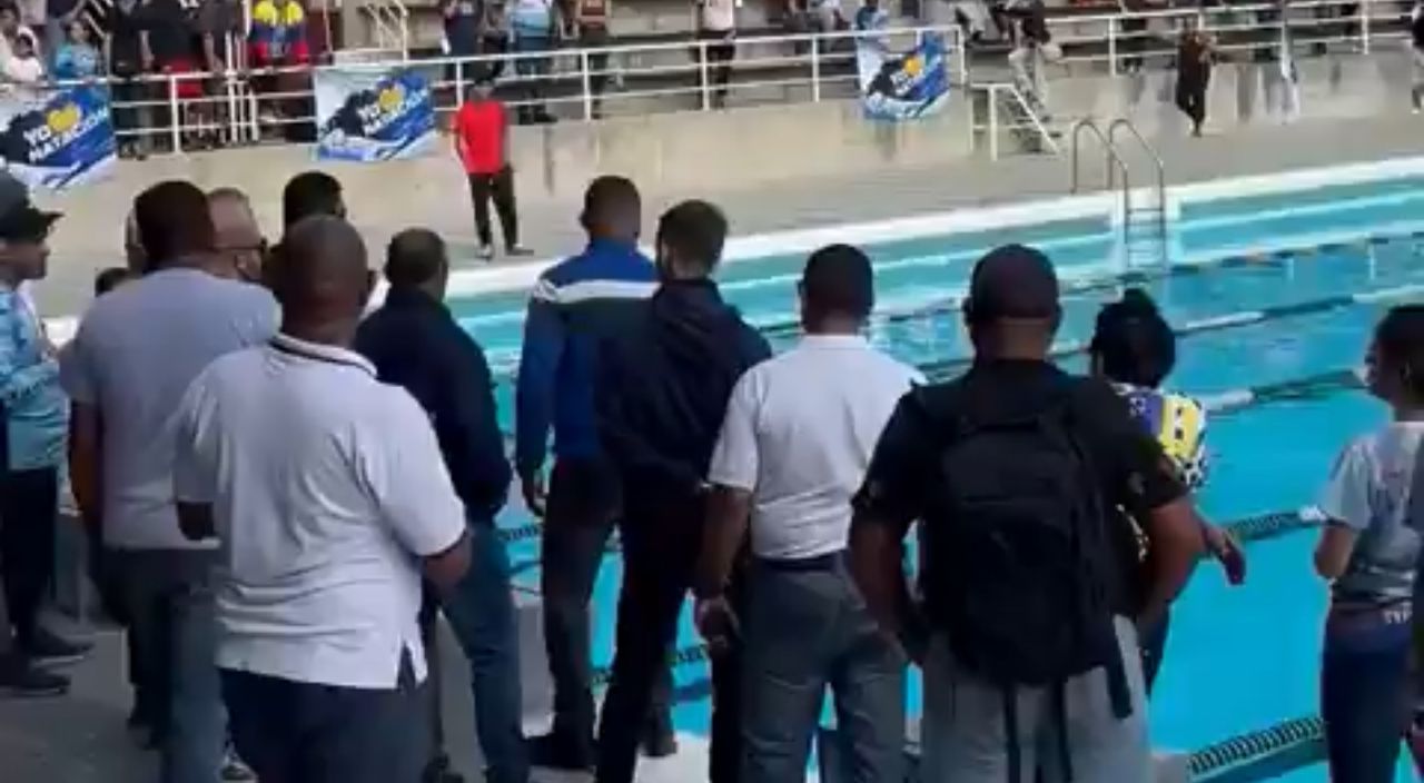 Tensión en la UCV: denuncian alquiler de piscinas que impide el uso a la comunidad universitaria (VIDEO)