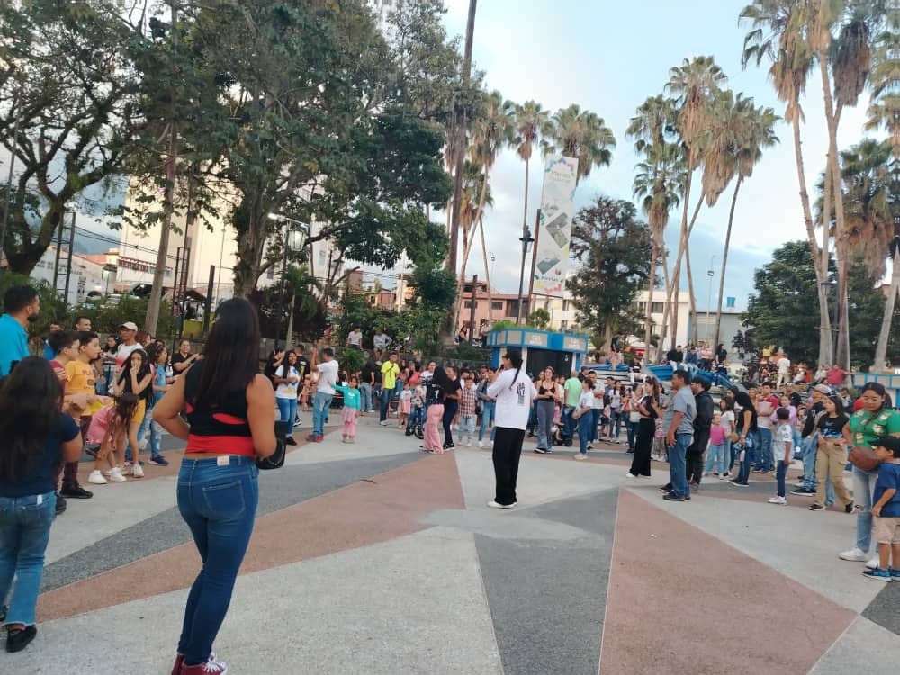 Turistas disfrutan de los días de asueto en Mérida con variadas actividades