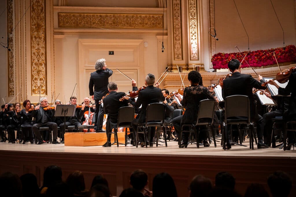 NYT: Gustavo Dudamel visita Nueva York con una promesa y una advertencia