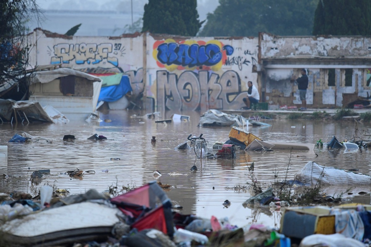 Al menos 62 muertos por la violenta tormenta que azota el este de España