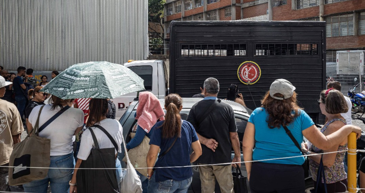 Audiencias telemáticas y comidas en mal estado: violaciones de DDHH que enfrentan presos políticos en Venezuela