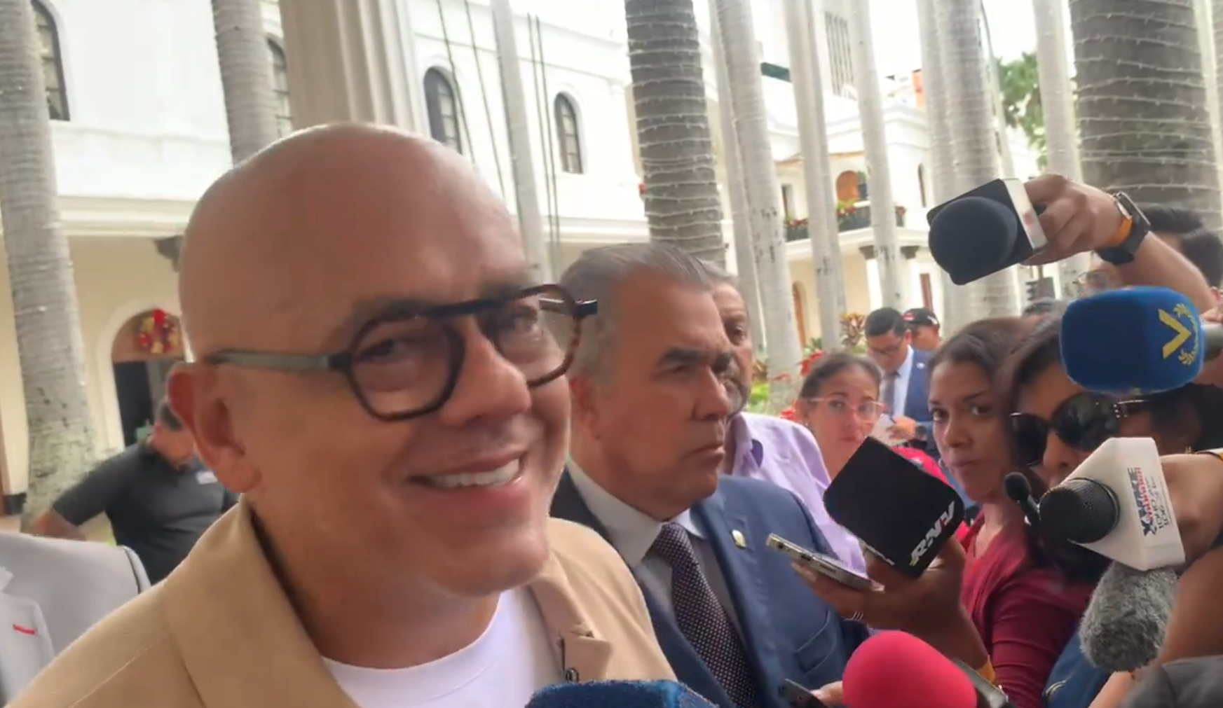 “Eso no existe, eso fue completamente violado”, dijo Jorge Rodríguez sobre el acuerdo de Barbados