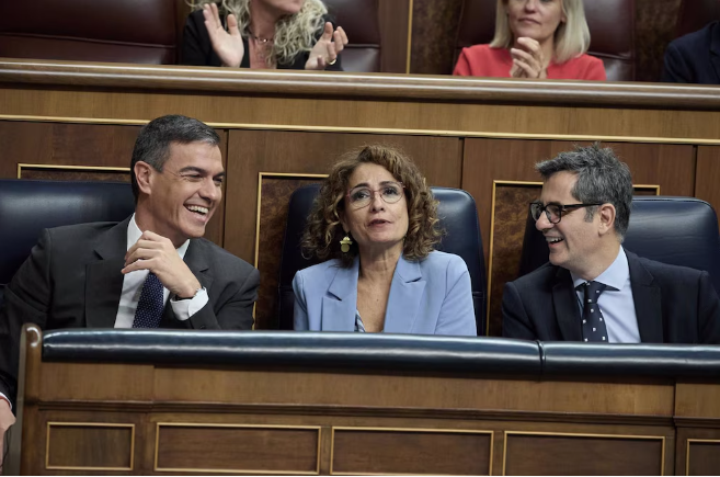 Gobierno de Pedro Sánchez afronta esta semana en el Congreso preguntas del PP y Vox sobre el Delcygate