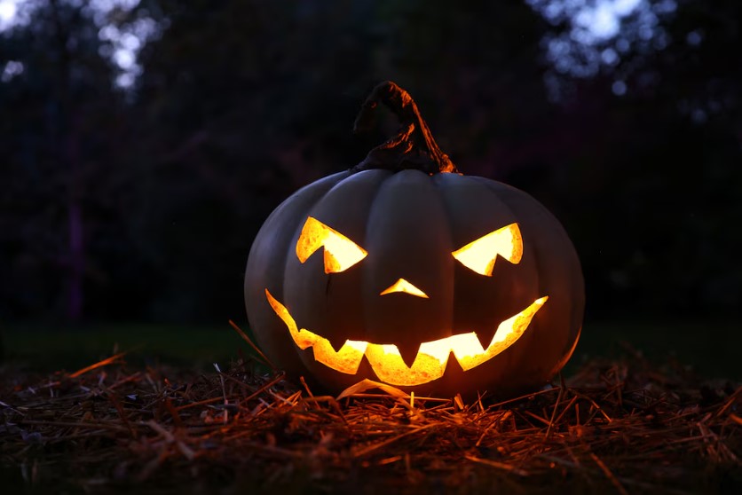 El origen de Halloween: el festival celta que adoptó el catolicismo y hoy se celebra con disfraces en todo el mundo