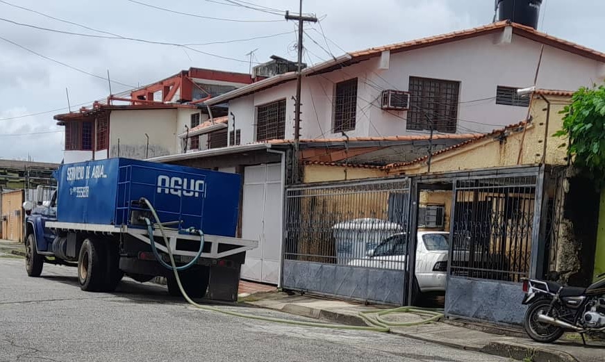 No hay agua en la parte alta de Barinas, pero Hidroandes montó un “bonche” con el adelanto de la Navidad