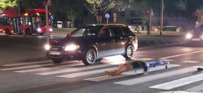 Se les cayó el muerto: El lío de una funeraria que soltó cadáver cuando lo transportaba en medio del tránsito