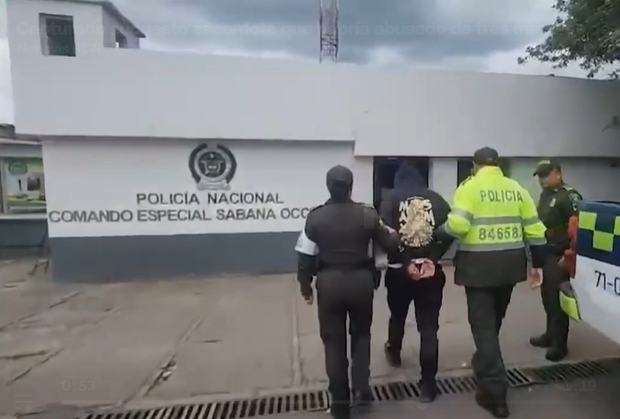 Supuesto pastor escondía una personalidad depravada: fue atrapado luego de abusar de tres menores (VIDEO)