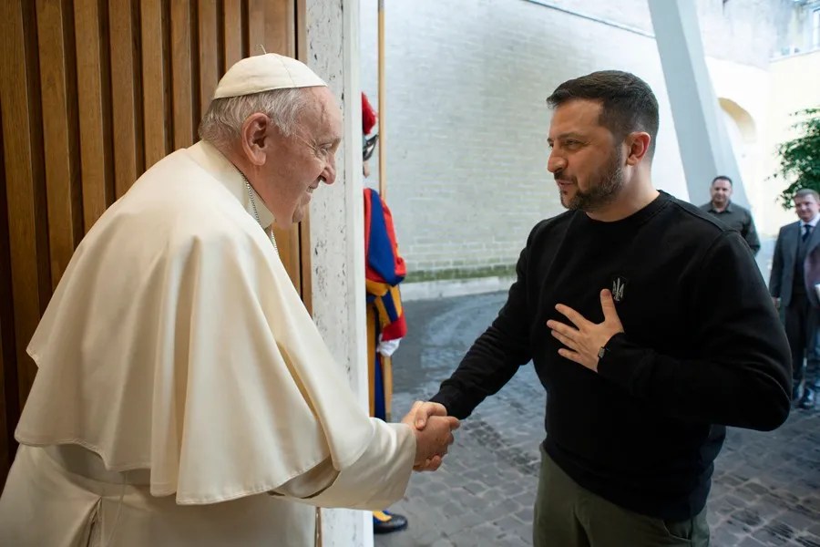 El papa Francisco recibirá a Zelenski luego de su audiencia con Pedro Sánchez