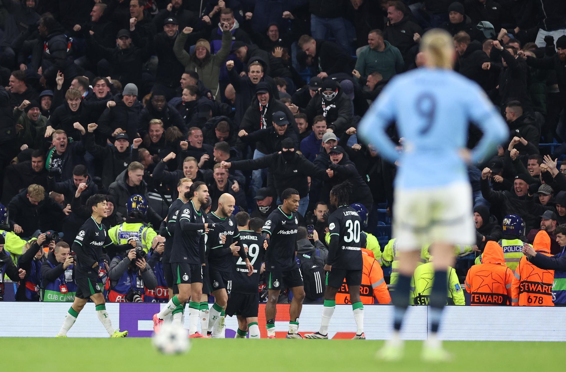 Manchester City sigue en caída libre: desperdició su ventaja de tres goles en 15 minutos