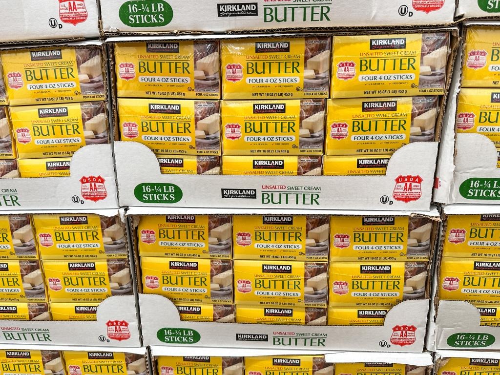 Costco se vio obligado a retirar más de 30 mil kilos de mantequilla por una absurda razón