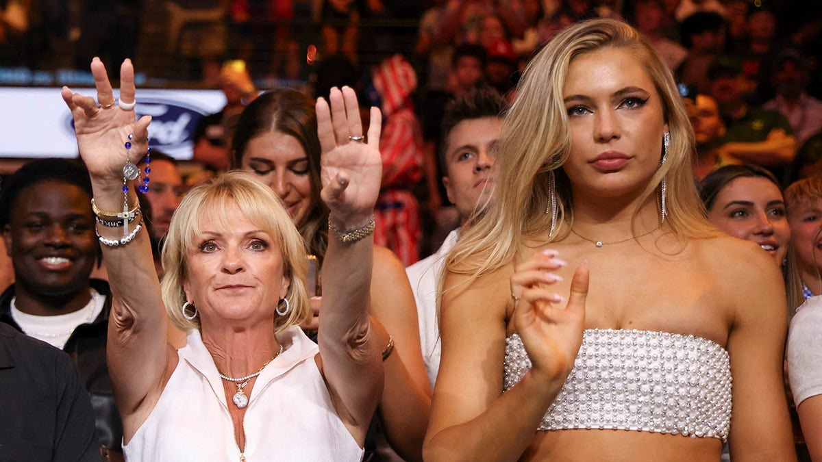 ¡Ay, papá! La madre de Jake Paul amenaza a Mike Tyson por la cachetada a su hijo