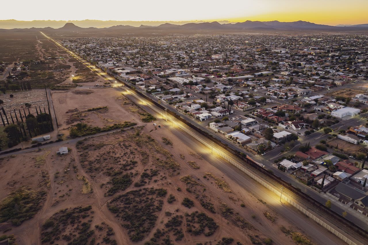 Las ciudades fronterizas de Arizona tienen un nuevo mandato de inmigración