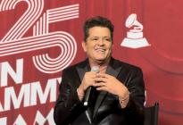 Carlos Vives es coronado como la Persona del Año de los Latin Grammy con fiesta colombiana