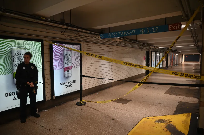 Indigente sufrió severas quemaduras en una estación del metro de Nueva York