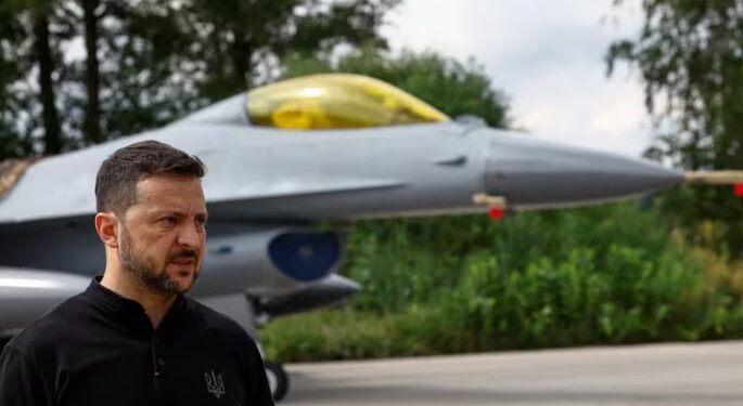 Ucrania desarticuló a una red de agente rusos que espiaba sus aviones de combate F-16