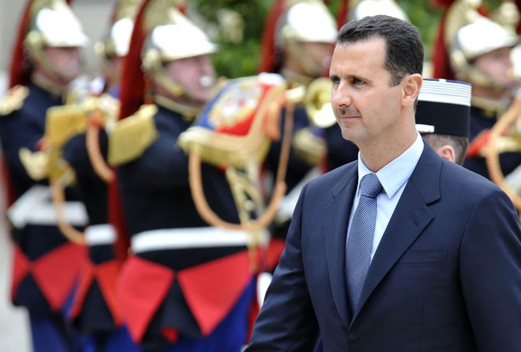 Bashar Al Asad rehusó renunciar al poder y ordenó disolver al Ejército sirio antes de huir