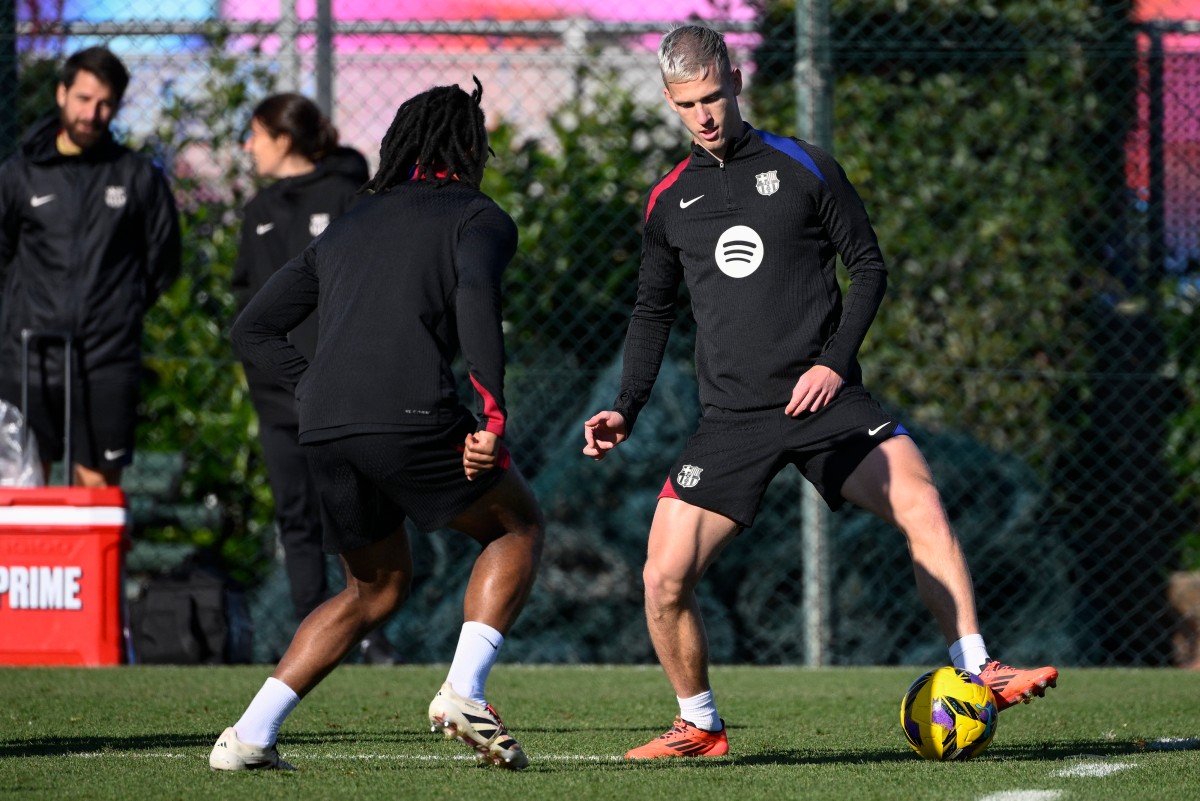 LaLiga española borró a Dani Olmo de la plantilla del Barça