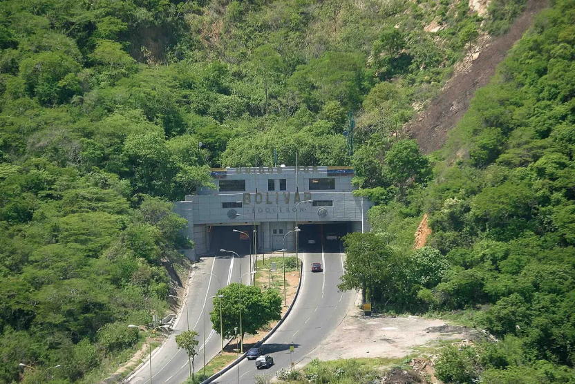 Chavismo reprogramó el cierre parcial de la autopista Caracas – La Guaira para esta fecha