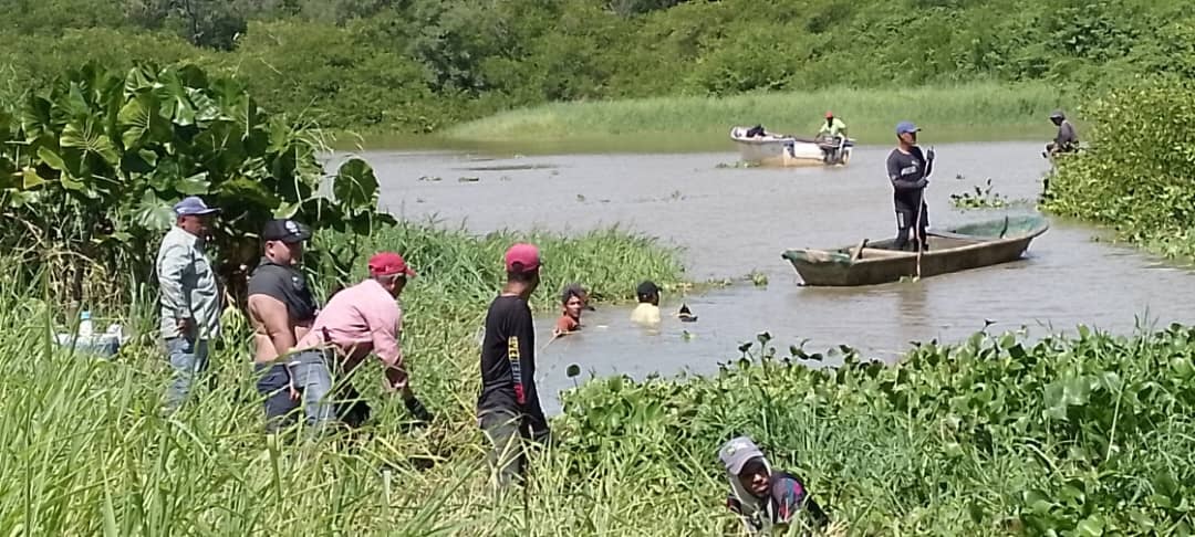 Pescadores de Puerto Píritu con conciencia ecologista emprenden jornada de limpieza de caños