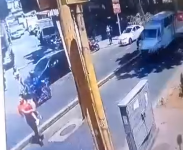 Tragic Accident: Ambulance Runs Over Woman and Child in Caracas (Video)